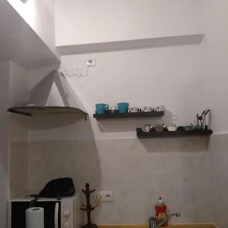 Space Apartment *
