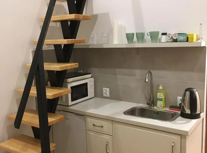 Space * كراكوفيا